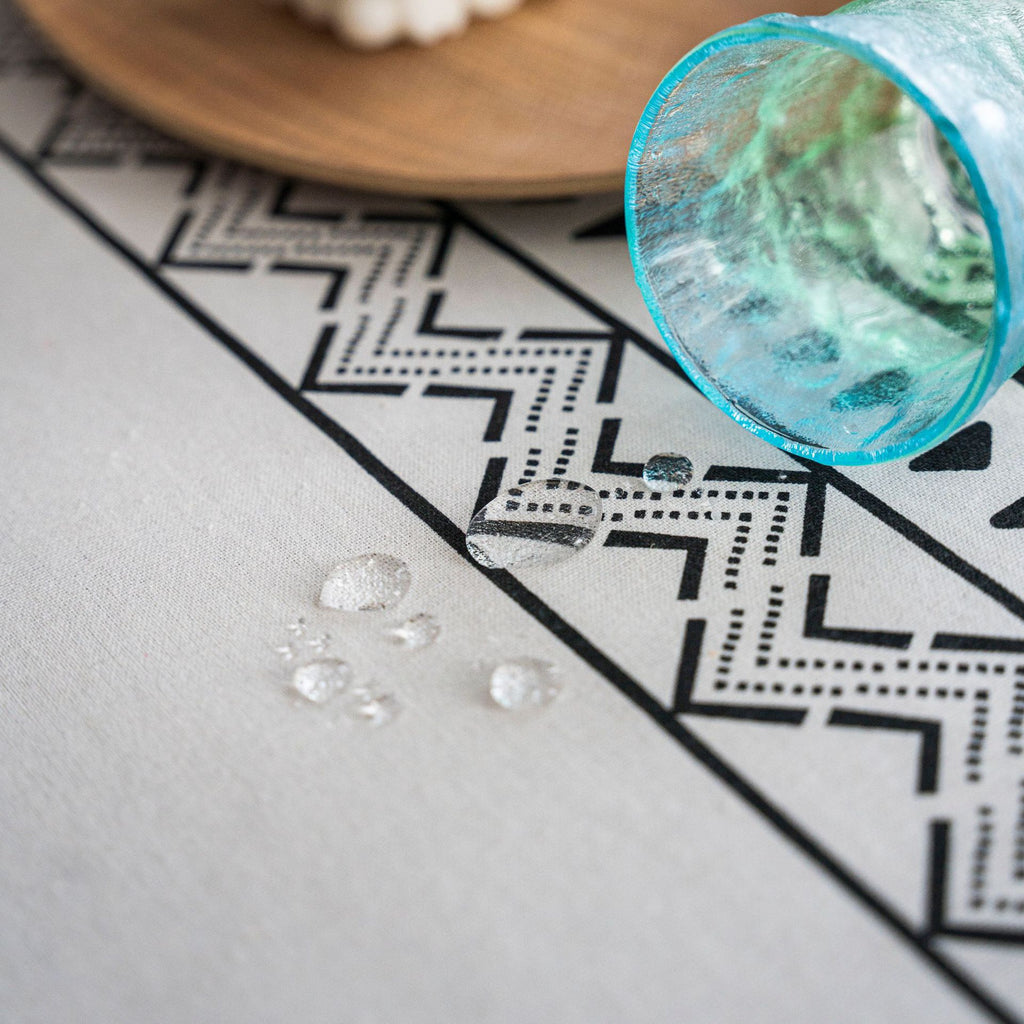Geometric Tassel Tablecloth