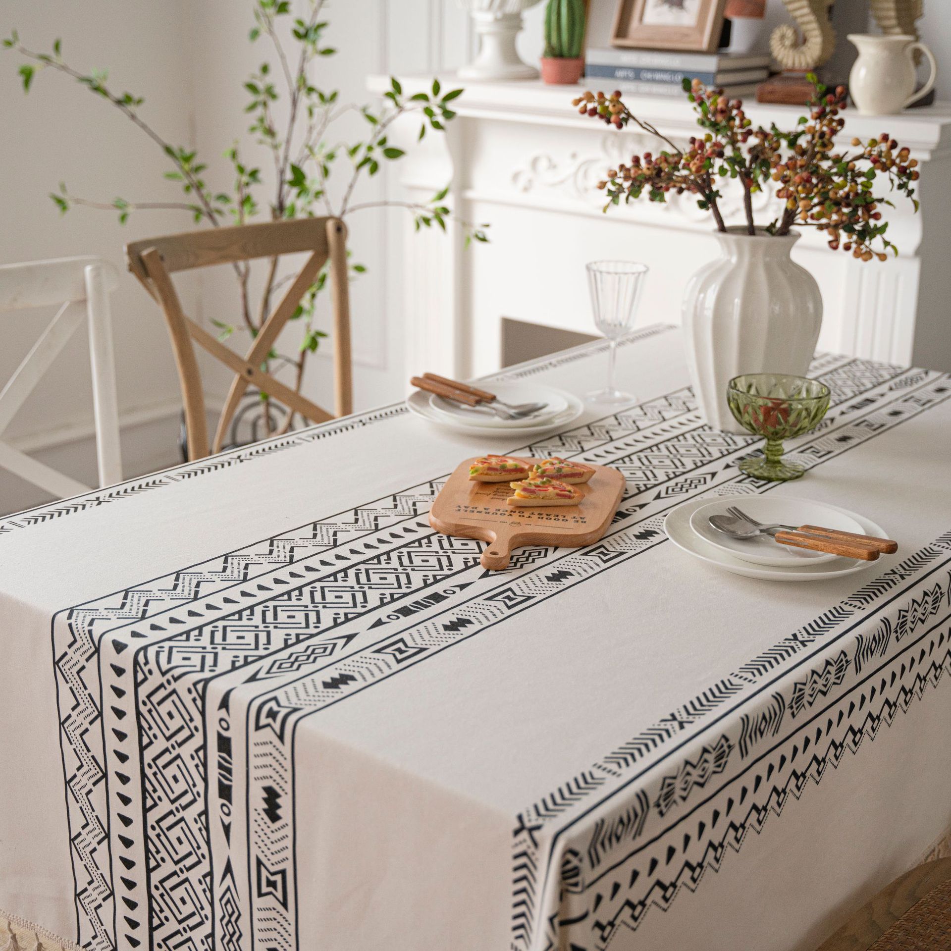 Geometric Tassel Tablecloth